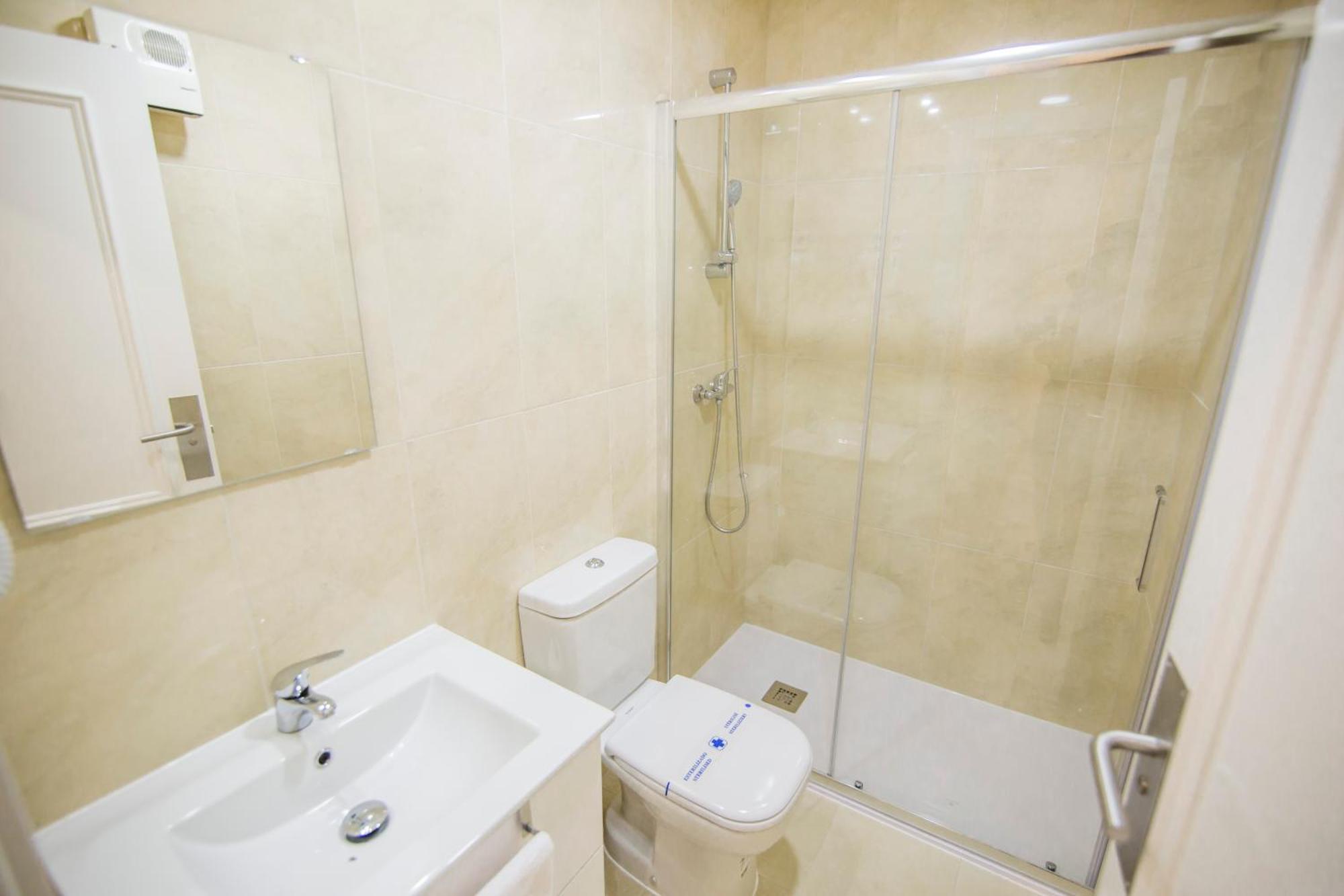Apartamentos Plaza De Santiago - Estudios Turisticos - 1 Llave Пинто Экстерьер фото