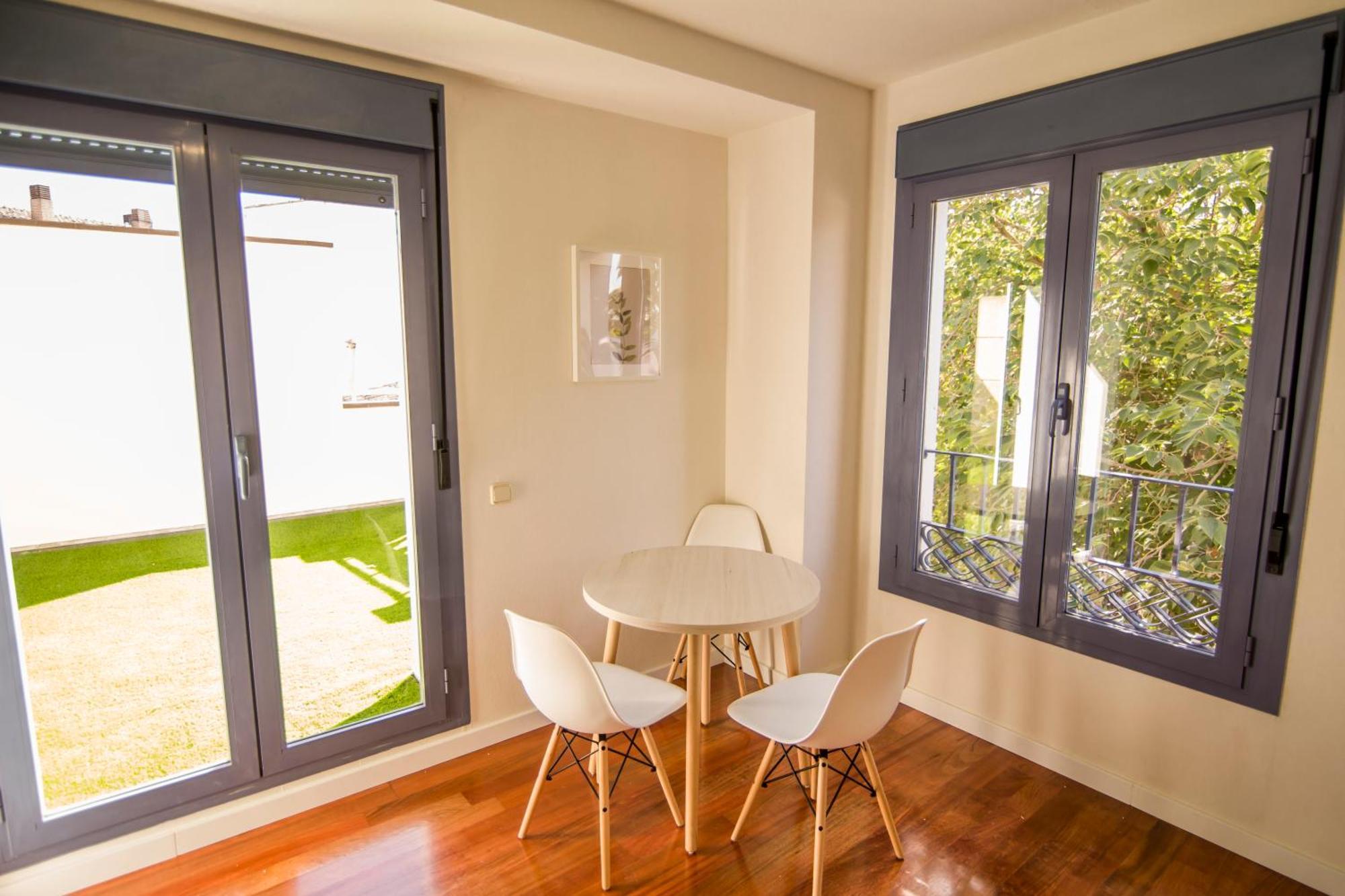Apartamentos Plaza De Santiago - Estudios Turisticos - 1 Llave Пинто Экстерьер фото
