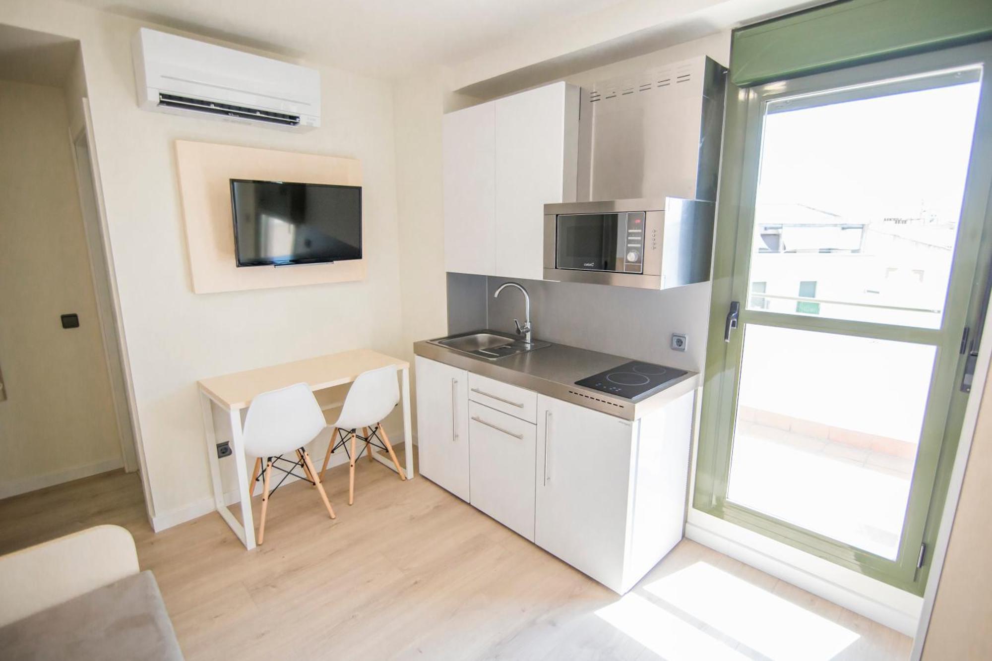 Apartamentos Plaza De Santiago - Estudios Turisticos - 1 Llave Пинто Экстерьер фото